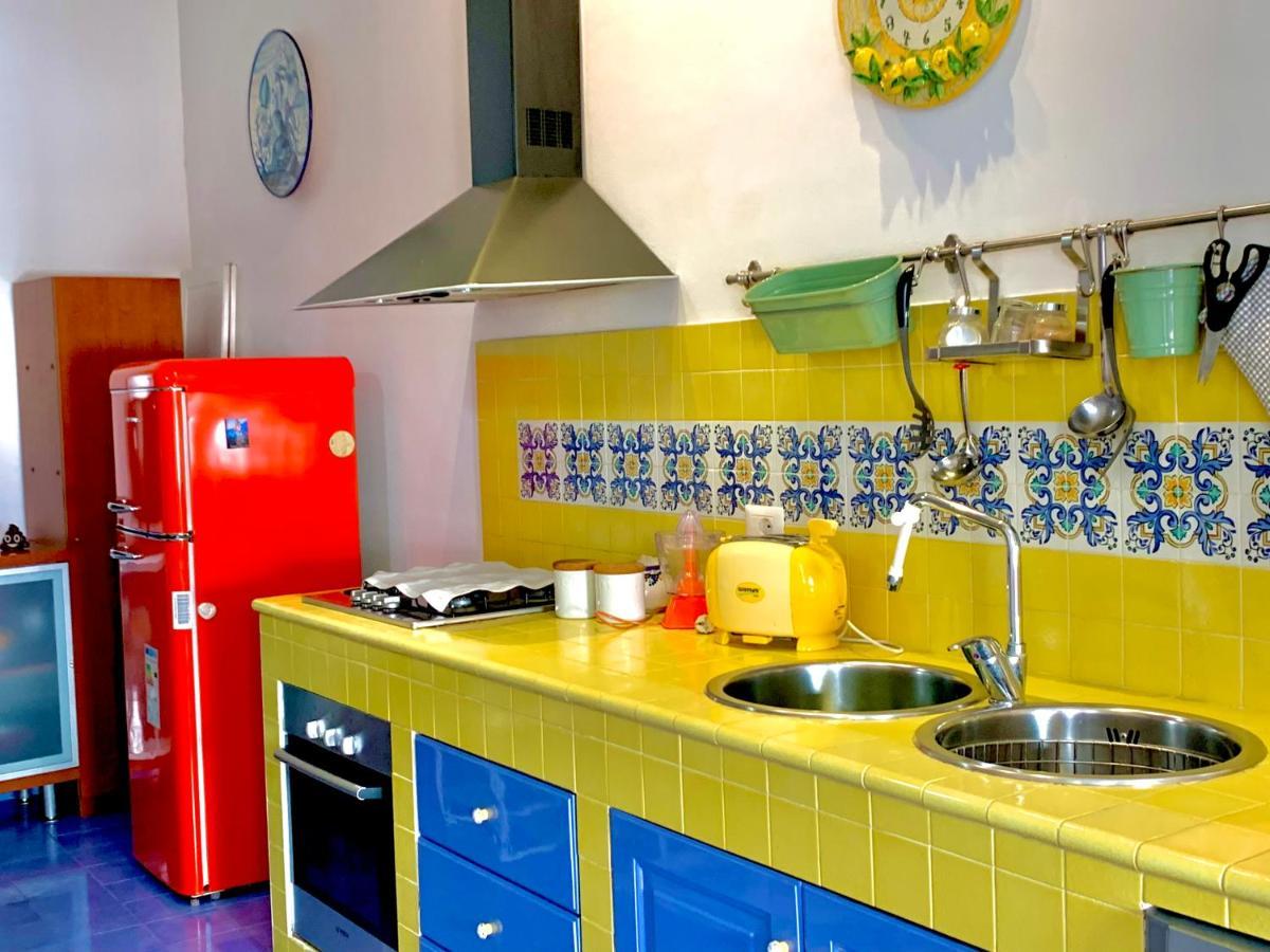 La Finestra Sul Duomo, Amalfi Coast Appartement Vietri Buitenkant foto