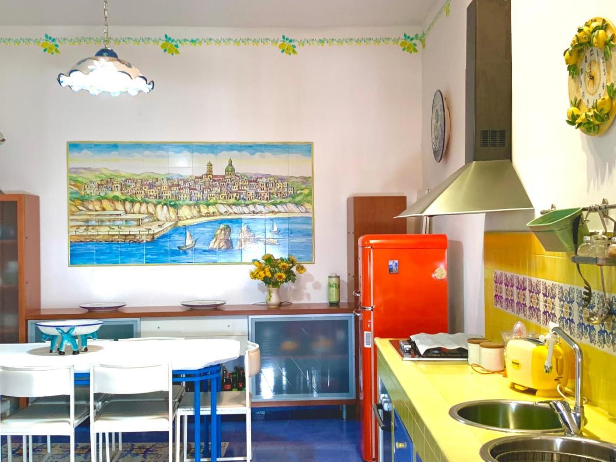 La Finestra Sul Duomo, Amalfi Coast Appartement Vietri Buitenkant foto