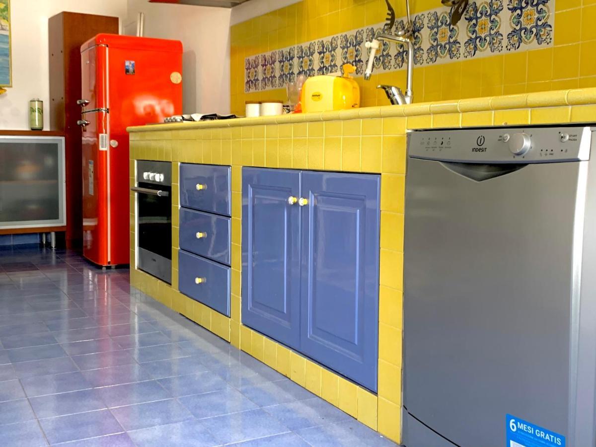 La Finestra Sul Duomo, Amalfi Coast Appartement Vietri Buitenkant foto
