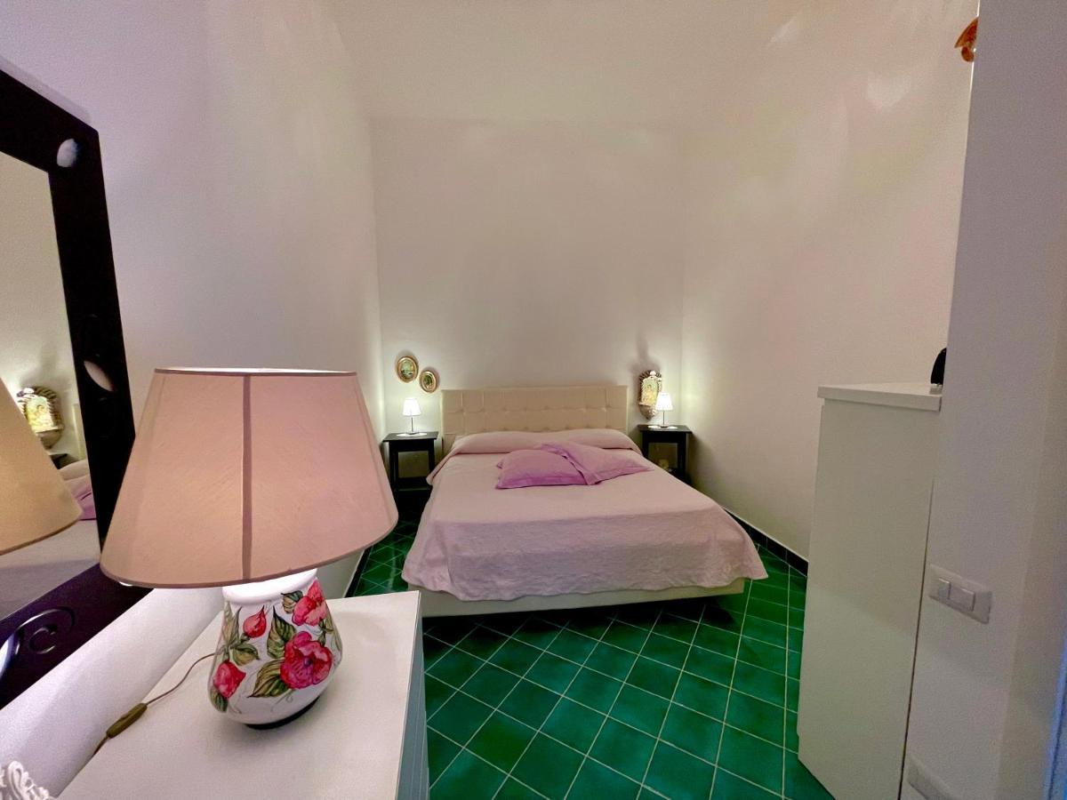 La Finestra Sul Duomo, Amalfi Coast Appartement Vietri Buitenkant foto