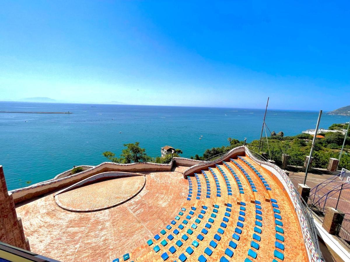 La Finestra Sul Duomo, Amalfi Coast Appartement Vietri Buitenkant foto