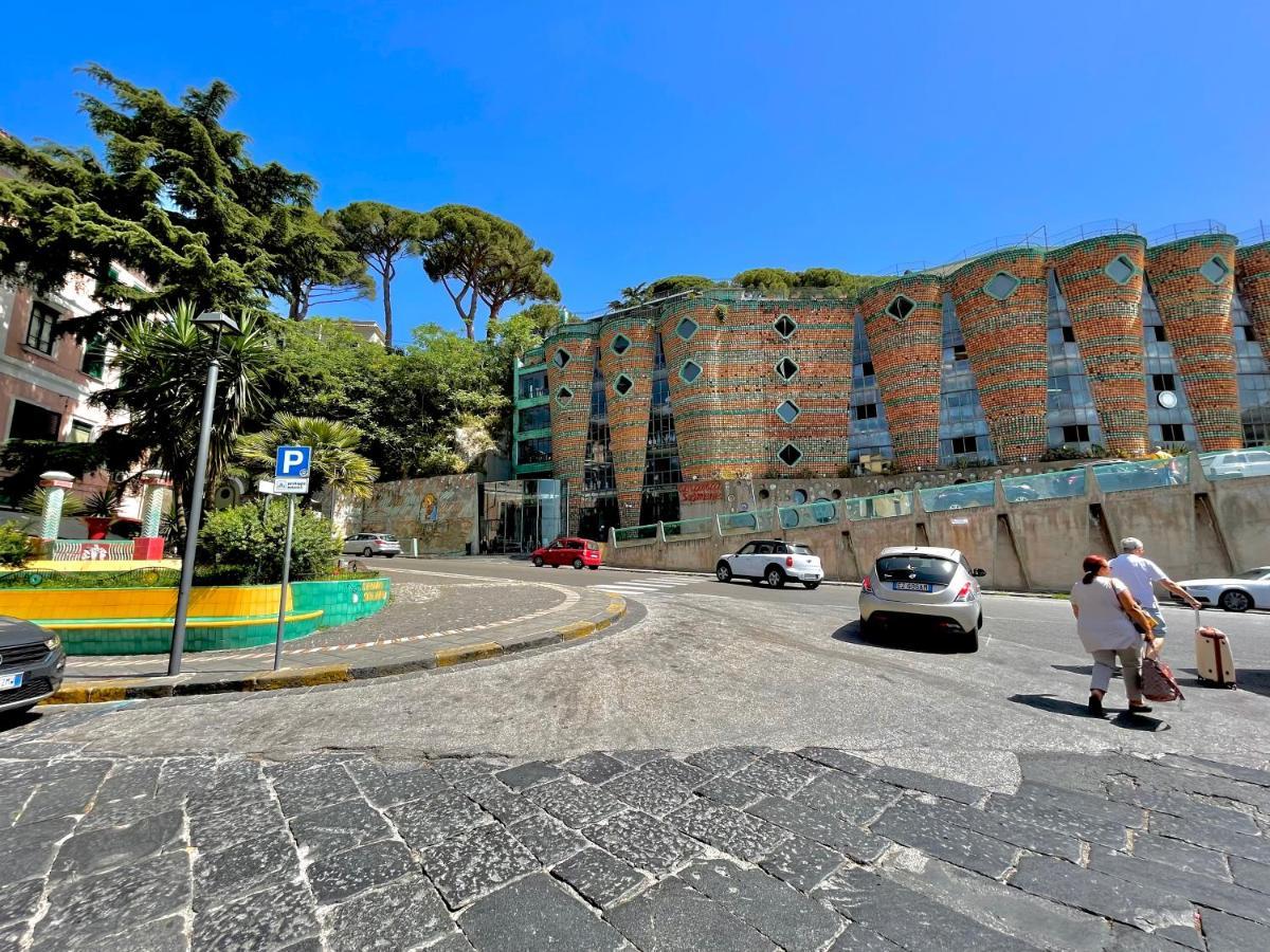 La Finestra Sul Duomo, Amalfi Coast Appartement Vietri Buitenkant foto