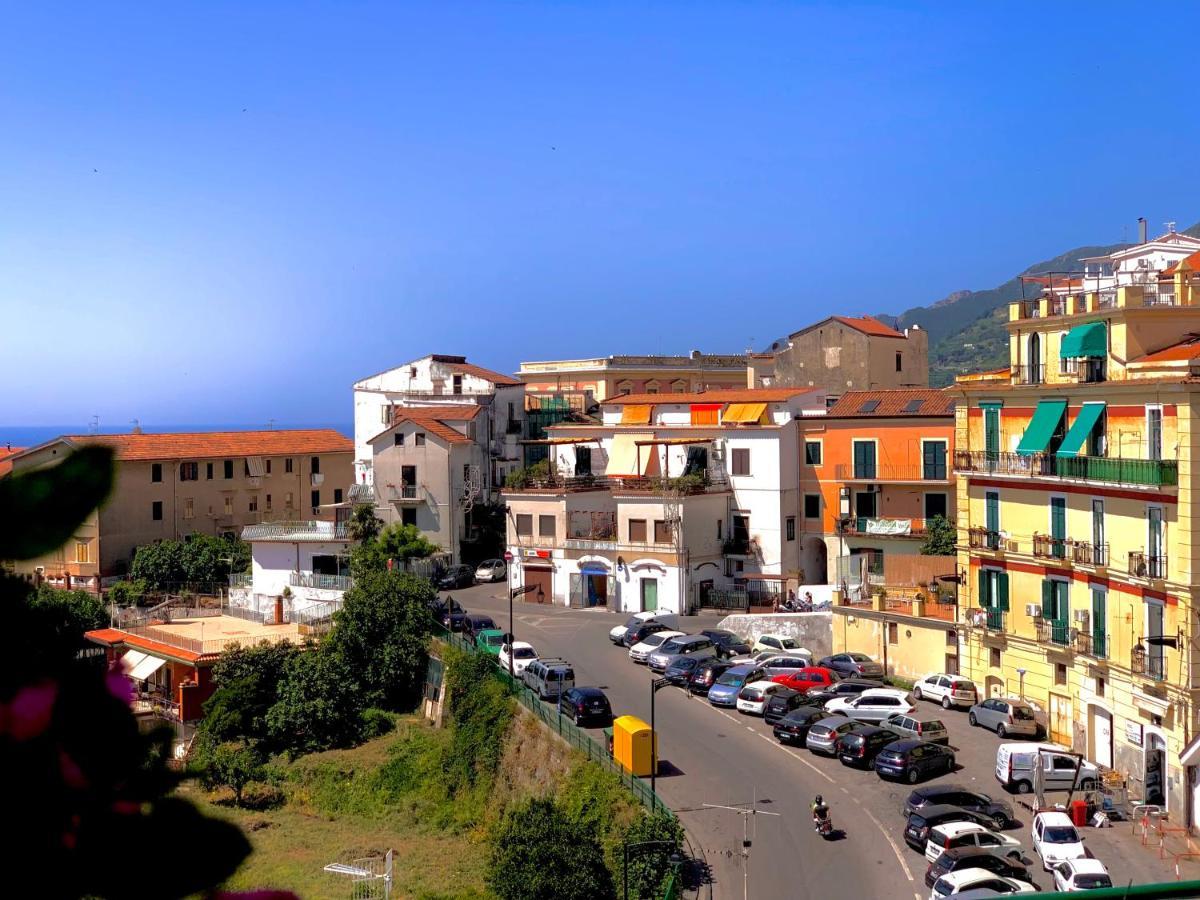 La Finestra Sul Duomo, Amalfi Coast Appartement Vietri Buitenkant foto