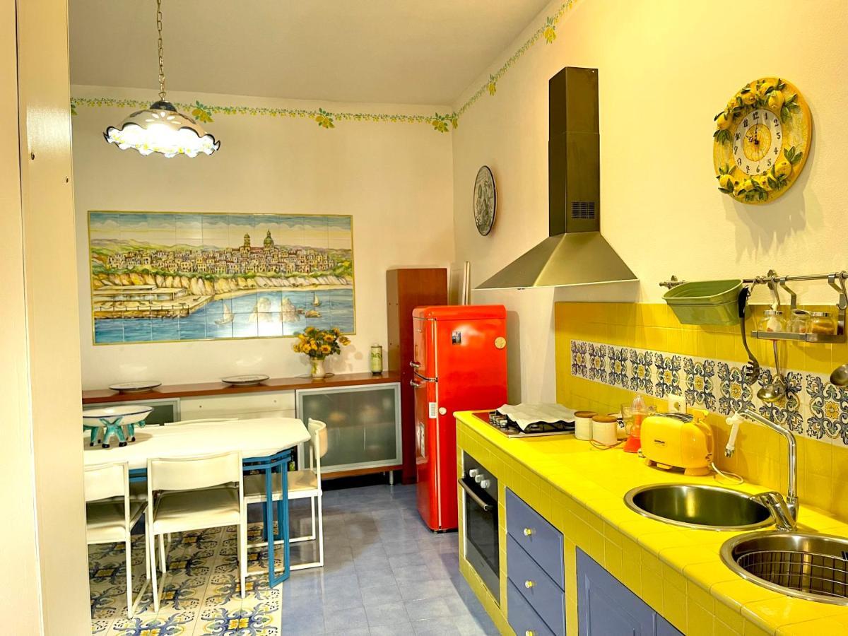 La Finestra Sul Duomo, Amalfi Coast Appartement Vietri Buitenkant foto