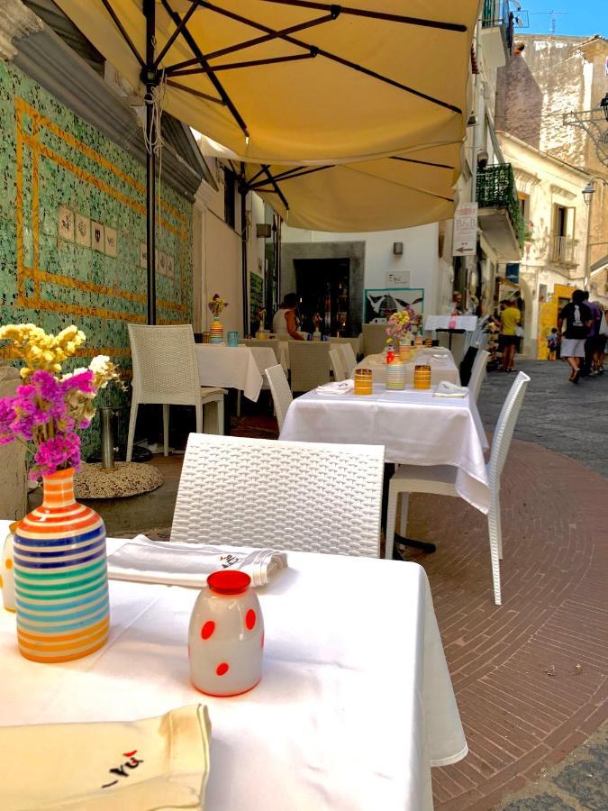 La Finestra Sul Duomo, Amalfi Coast Appartement Vietri Buitenkant foto