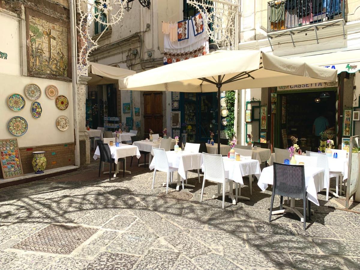 La Finestra Sul Duomo, Amalfi Coast Appartement Vietri Buitenkant foto
