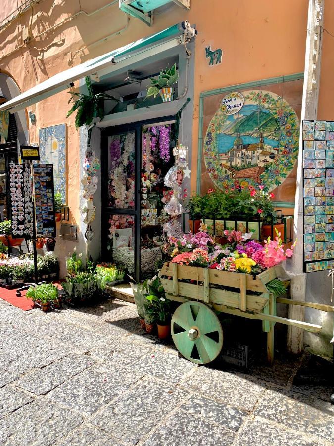 La Finestra Sul Duomo, Amalfi Coast Appartement Vietri Buitenkant foto